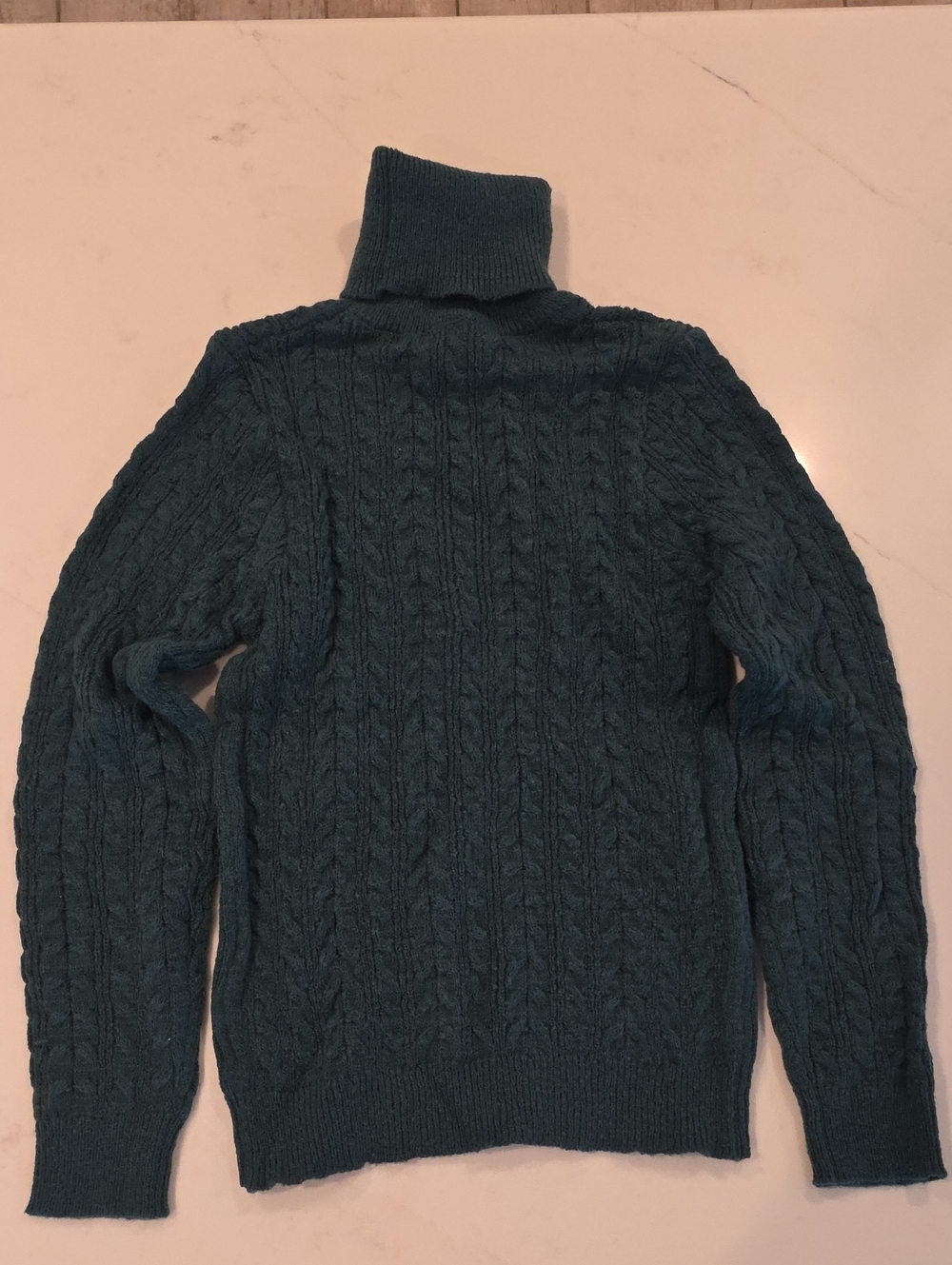 NWOT Women's Dark Green Cable-Knit Turtleneck Sweater